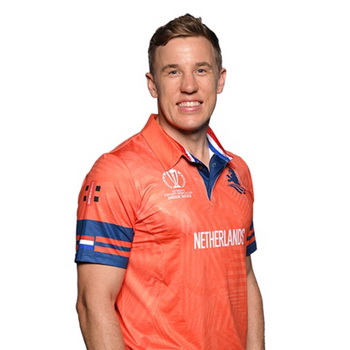 Logan van Beek Biography